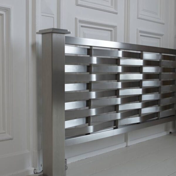 design heizkörper horizontal wohnzimmer wohnraum heizung dalga edelstahl