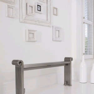 design heizkörper horizontal edelstahl wohnzimmer wohnraum heizung sanata