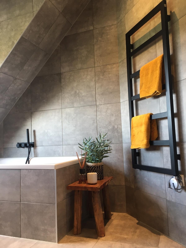 Paris Design Heizkörper Bad, Badezimmer Schönste Design Heizkörper für Bad, Wohnzimmer und Küche.