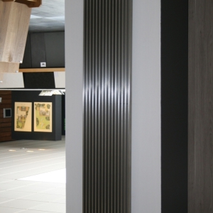Edelstahl design heizkörper vertikal talano küche wohnzimmer wohnraum heizung